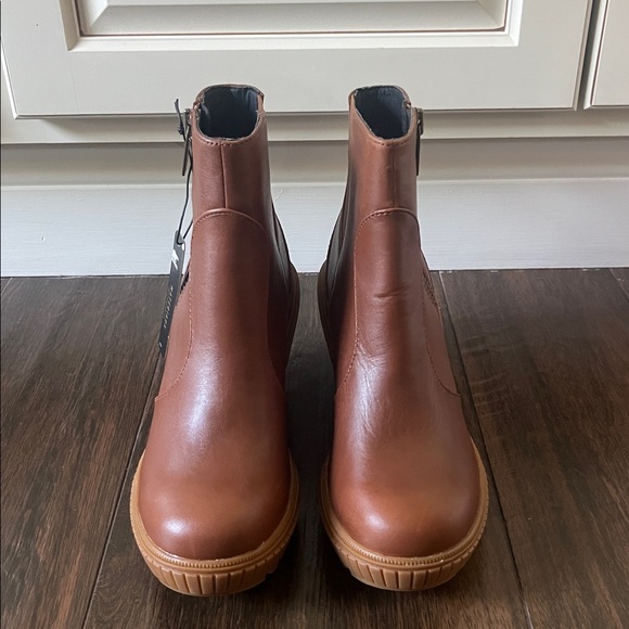 NWT SOREL Ona Ave Zip Wedge Boots - Picture 6 of 10